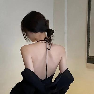 榆木湖边的房子